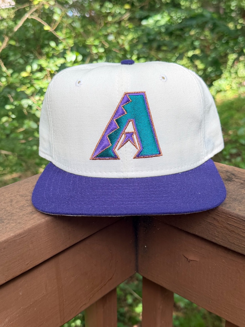 Arizona Diamondbacks Vintage Deadstock Snapback Hat